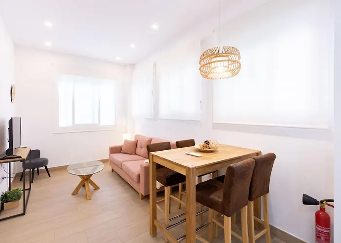 Nine O'clock Metrosol Διαμέρισμα *